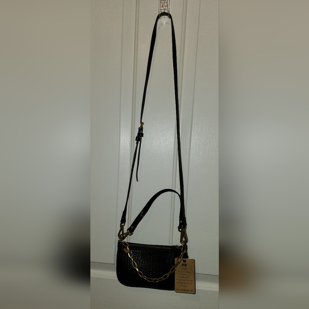 Most Wanted USA Black Crossbody Bag with Gold Chain *P399.21
